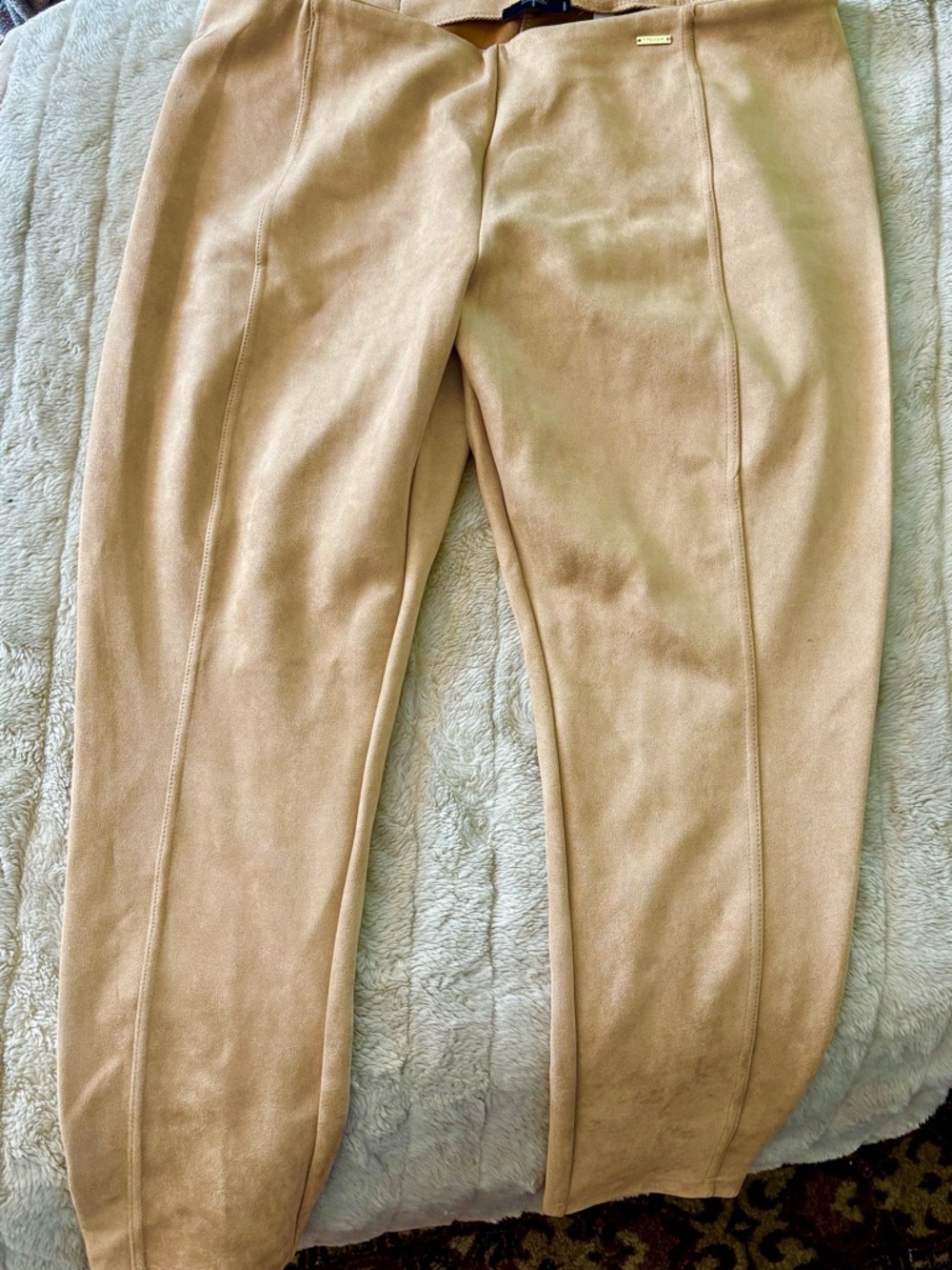 Tahari Light Beige Cropped Ankle Pants